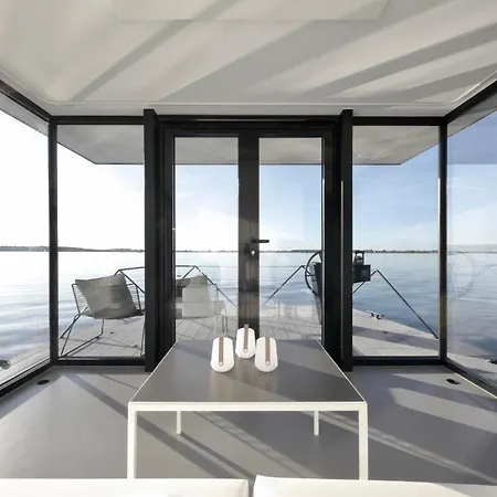 Architekten-refugium Auf Dem Wasser Διαμέρισμα *
